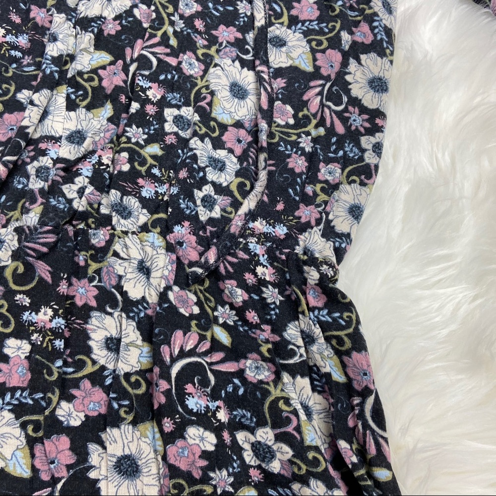 Soft Floral dress with flared arms - Picture 5 of 6